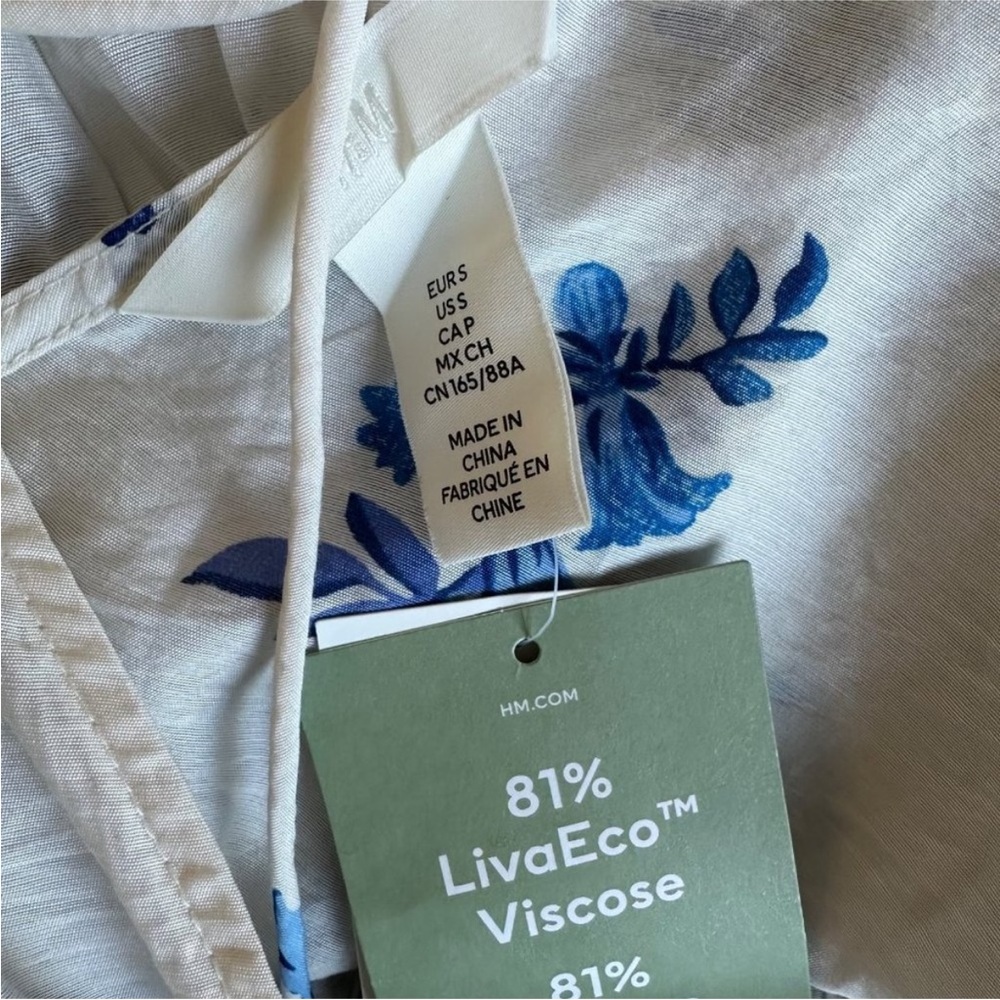 NWT H&M Pullover Dress V Neck Lightweight  White Blue Floral Print Sz S - Picture 6 of 7